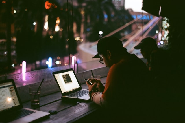 電動キックボードに乗るとき免許は必要なのか?電動キックボードの新ルール